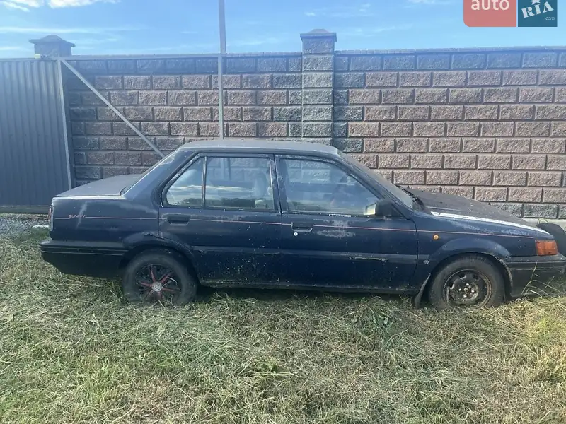 Nissan Sunny 1990