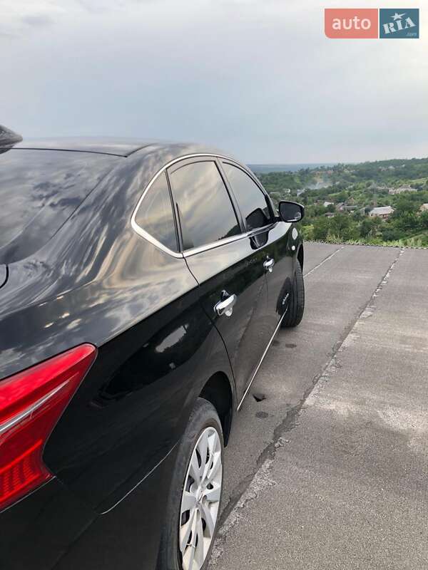 Седан Nissan Sylphy 2019 в Богодухіву