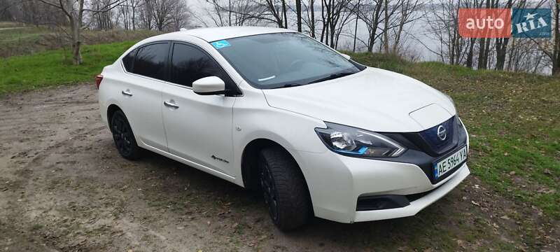 Седан Nissan Sylphy 2019 в Днепре