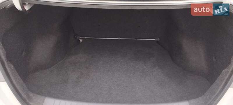 Седан Nissan Sylphy 2019 в Днепре