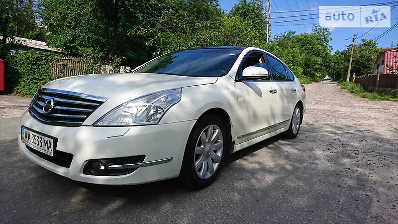 Седан Nissan Teana 2008 в Києві