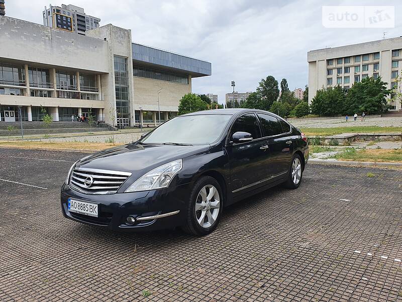 Седан Nissan Teana 2008 в Києві