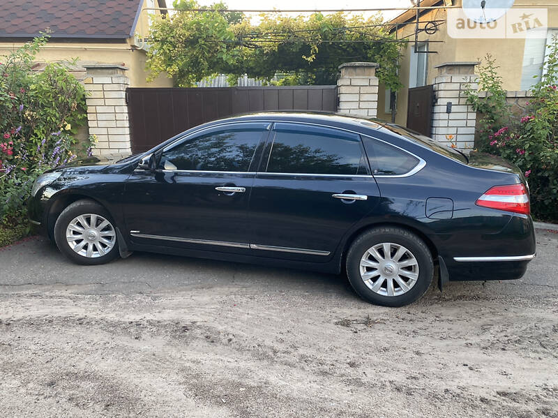 Nissan Teana XL