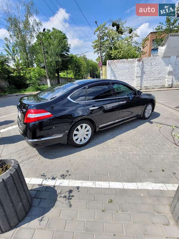 Седан Nissan Teana 2011 в Вінниці