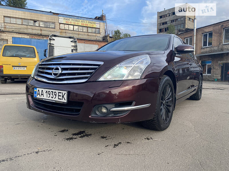 Седан Nissan Teana 2008 в Киеве