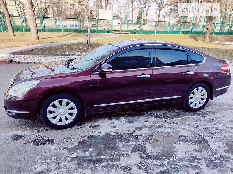 Седан Nissan Teana 2008 в Запорожье