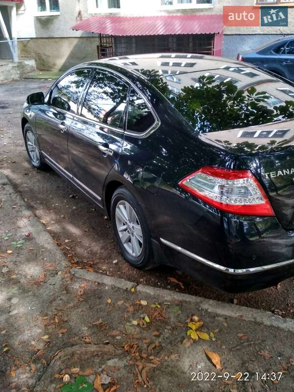 Седан Nissan Teana 2012 в Луцке