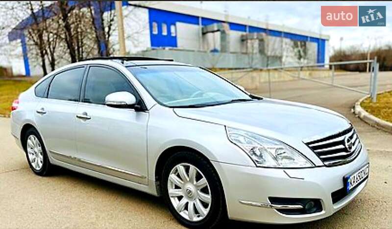 Седан Nissan Teana 2008 в Кременчуці