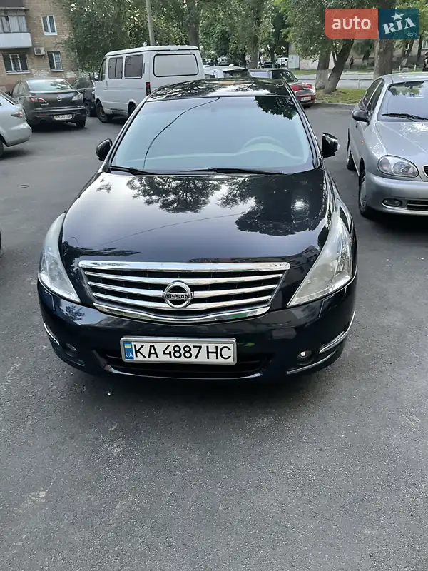 Nissan Teana