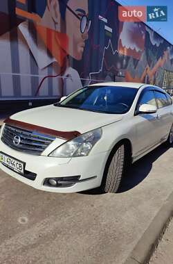 Nissan Teana 2010