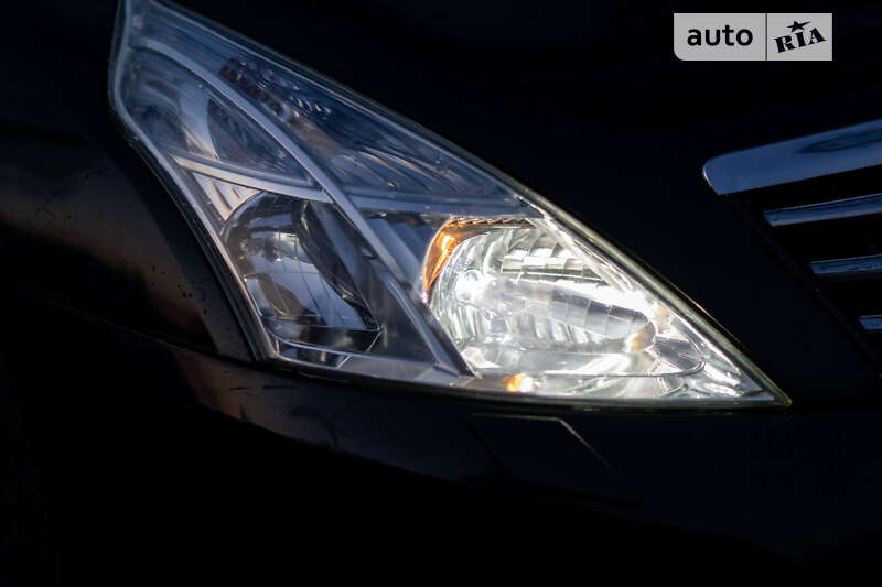 Седан Nissan Teana 2008 в Синельниково