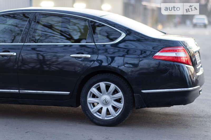 Седан Nissan Teana 2008 в Синельниково