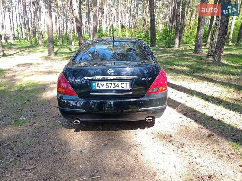 Седан Nissan Teana 2007 в Житомире
