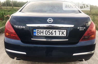 Седан Nissan Teana 2006 в Одессе