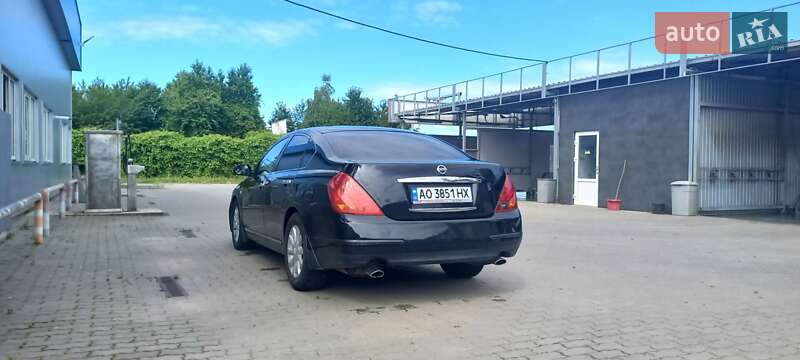 Седан Nissan Teana 2006 в Мукачево
