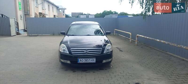 Седан Nissan Teana 2006 в Мукачево