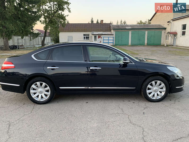 Седан Nissan Teana 2008 в Рокитному