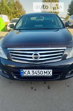 Седан Nissan Teana 2012 в Буче