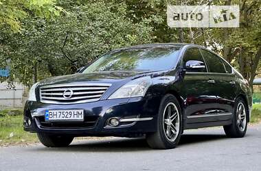 Седан Nissan Teana 2010 в Одессе