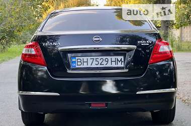 Седан Nissan Teana 2010 в Одессе