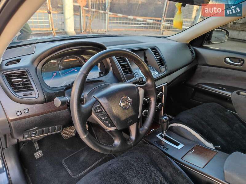 Седан Nissan Teana 2009 в Южноукраинске