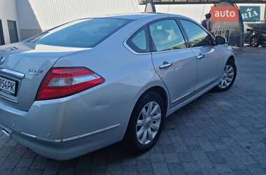 Седан Nissan Teana 2010 в Львове