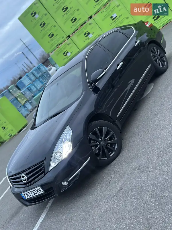 Nissan Teana