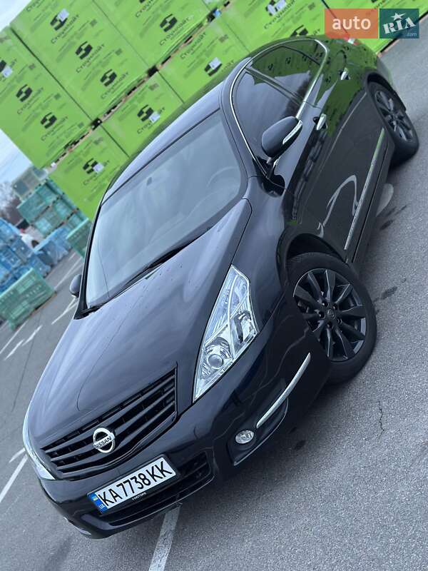 Седан Nissan Teana 2008 в Киеве