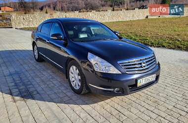 Седан Nissan Teana 2010 в Рожнятові