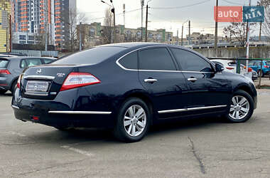 Седан Nissan Teana 2013 в Києві