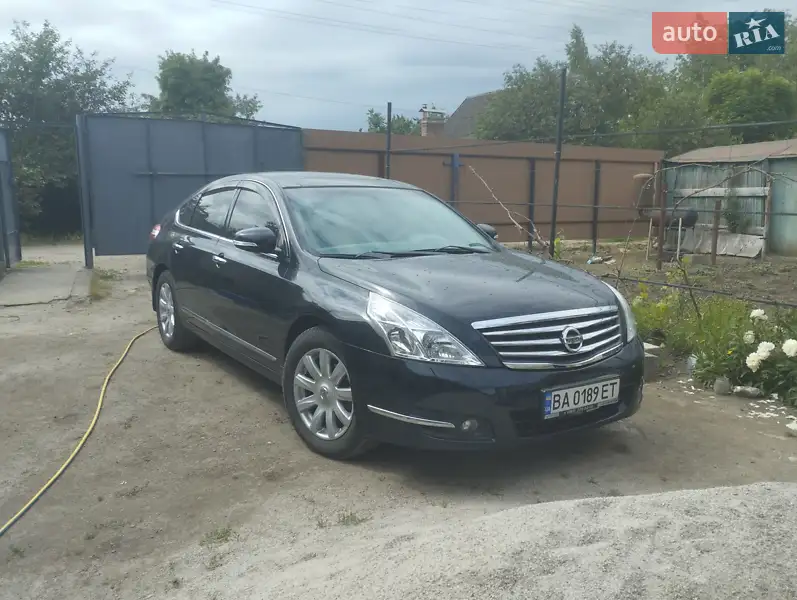 Nissan Teana
