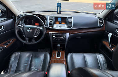 Седан Nissan Teana 2010 в 
