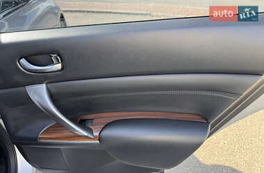 Седан Nissan Teana 2010 в 