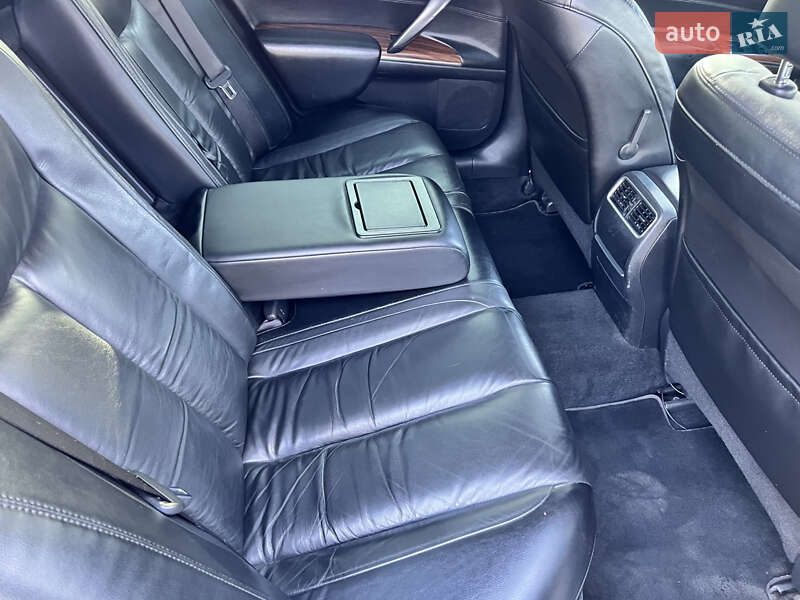 Седан Nissan Teana 2012 в Черкасах