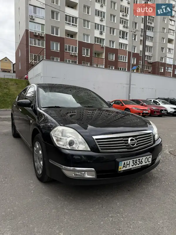 Nissan Teana