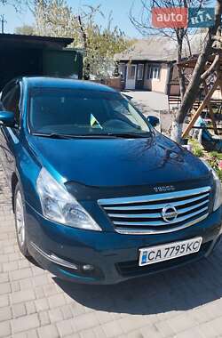 Седан Nissan Teana 2008 в Умани