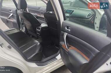 Седан Nissan Teana 2010 в 