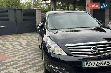 Седан Nissan Teana 2012 в 