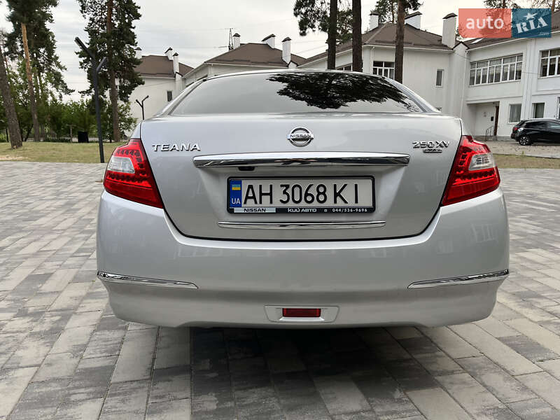 Седан Nissan Teana 2008 в Сумах