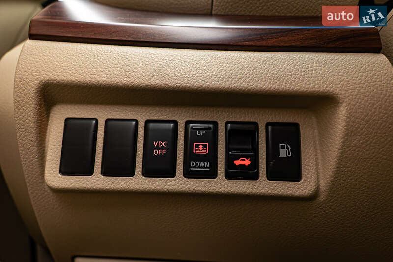 Седан Nissan Teana 2010 в Києві