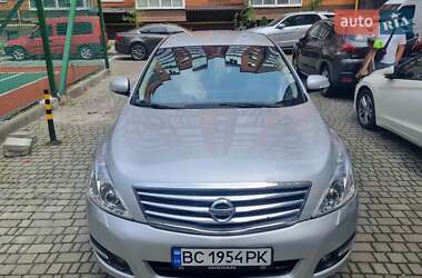 Седан Nissan Teana 2010 в 