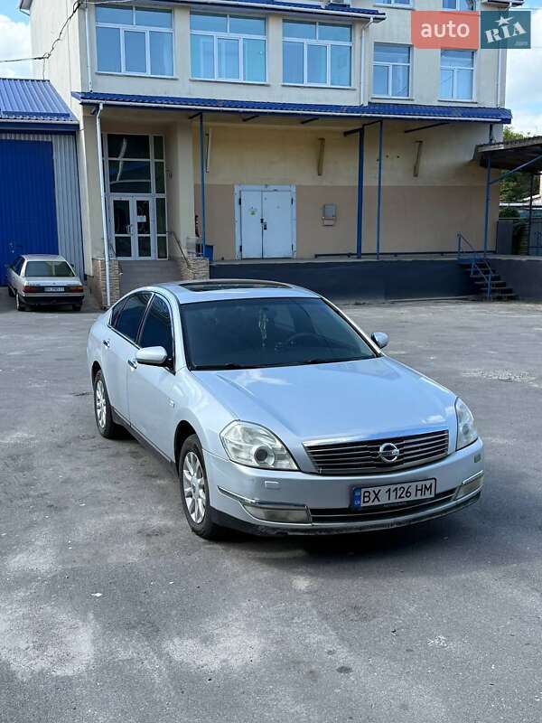 Седан Nissan Teana 2006 в Деражне
