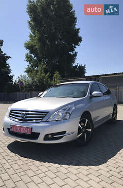 Седан Nissan Teana 2010 в Тернополе