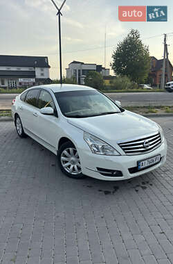 Седан Nissan Teana 2011 в Ивано-Франковске