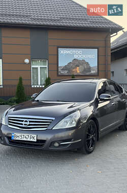 Седан Nissan Teana 2008 в Виннице