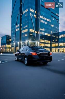 Седан Nissan Teana 2011 в 