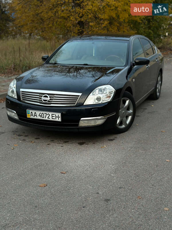 Седан Nissan Teana 2007 в Шостке