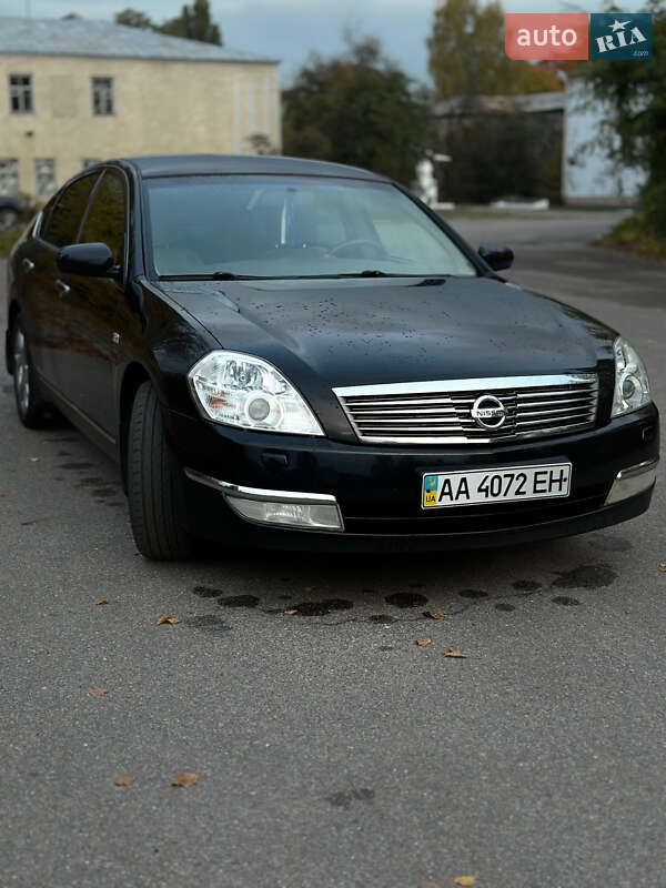 Седан Nissan Teana 2007 в Шостке