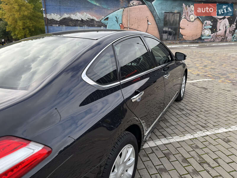 Седан Nissan Teana 2010 в Луцке фото 13 Седан Nissan Teana 2010 в Луцке