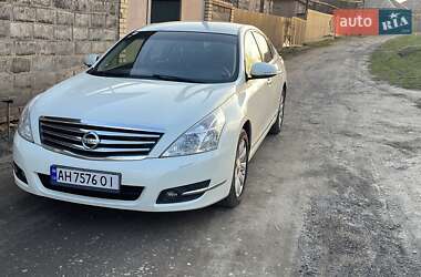 Седан Nissan Teana 2010 в Слов'янську
